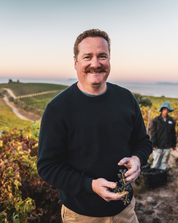 6 b312b581 ed70 4313 b7a9 94dcee7c6159